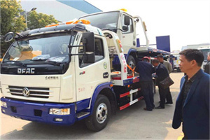 勐海汽车道路救援拖车价格